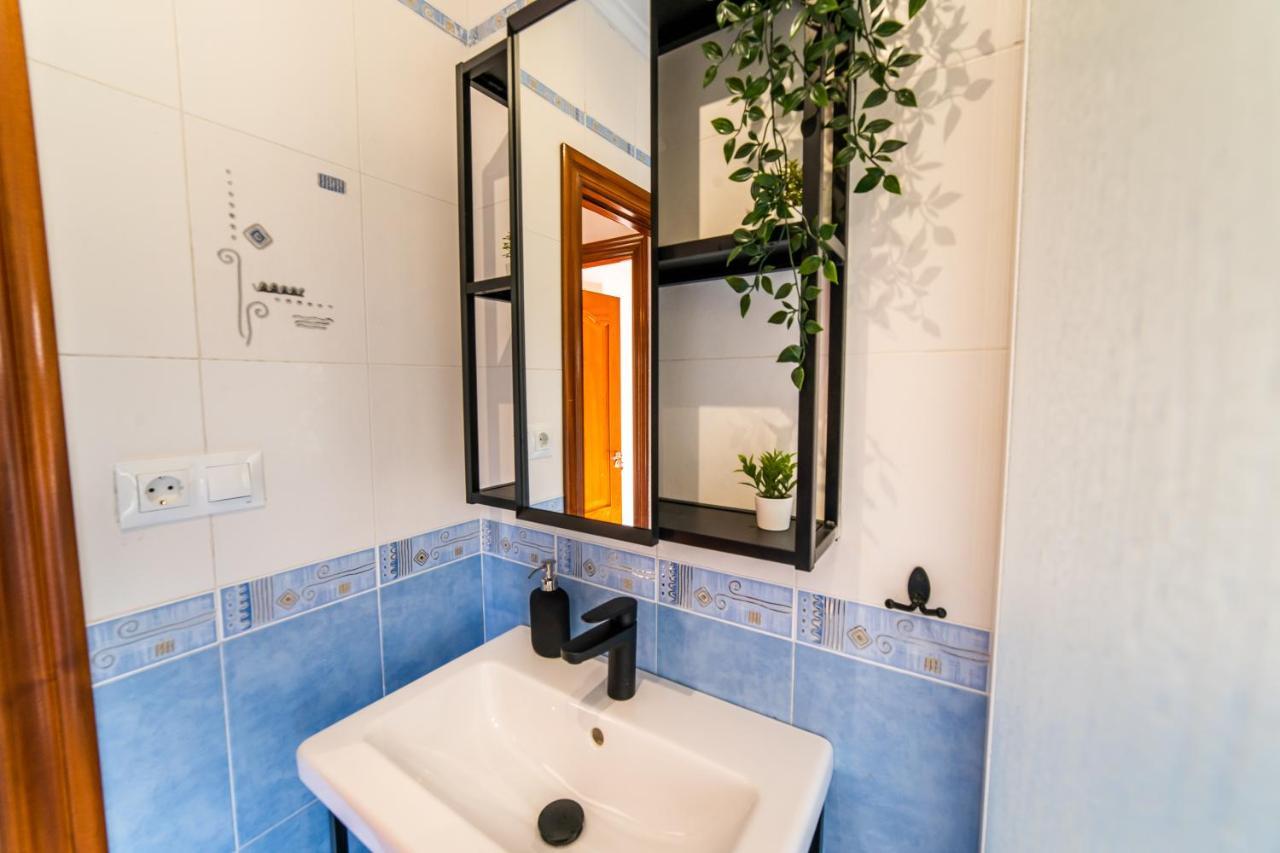 Casa Lopez Panzió Avilés Kültér fotó