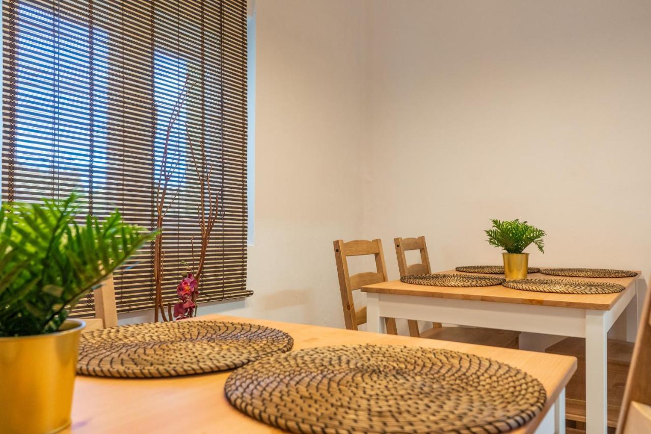 Casa Lopez Panzió Avilés Kültér fotó