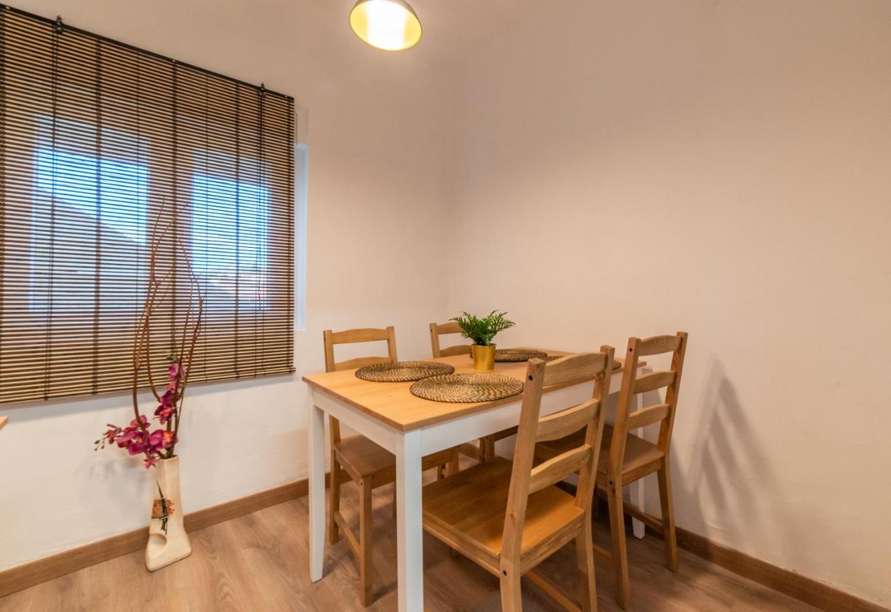 Casa Lopez Panzió Avilés Kültér fotó
