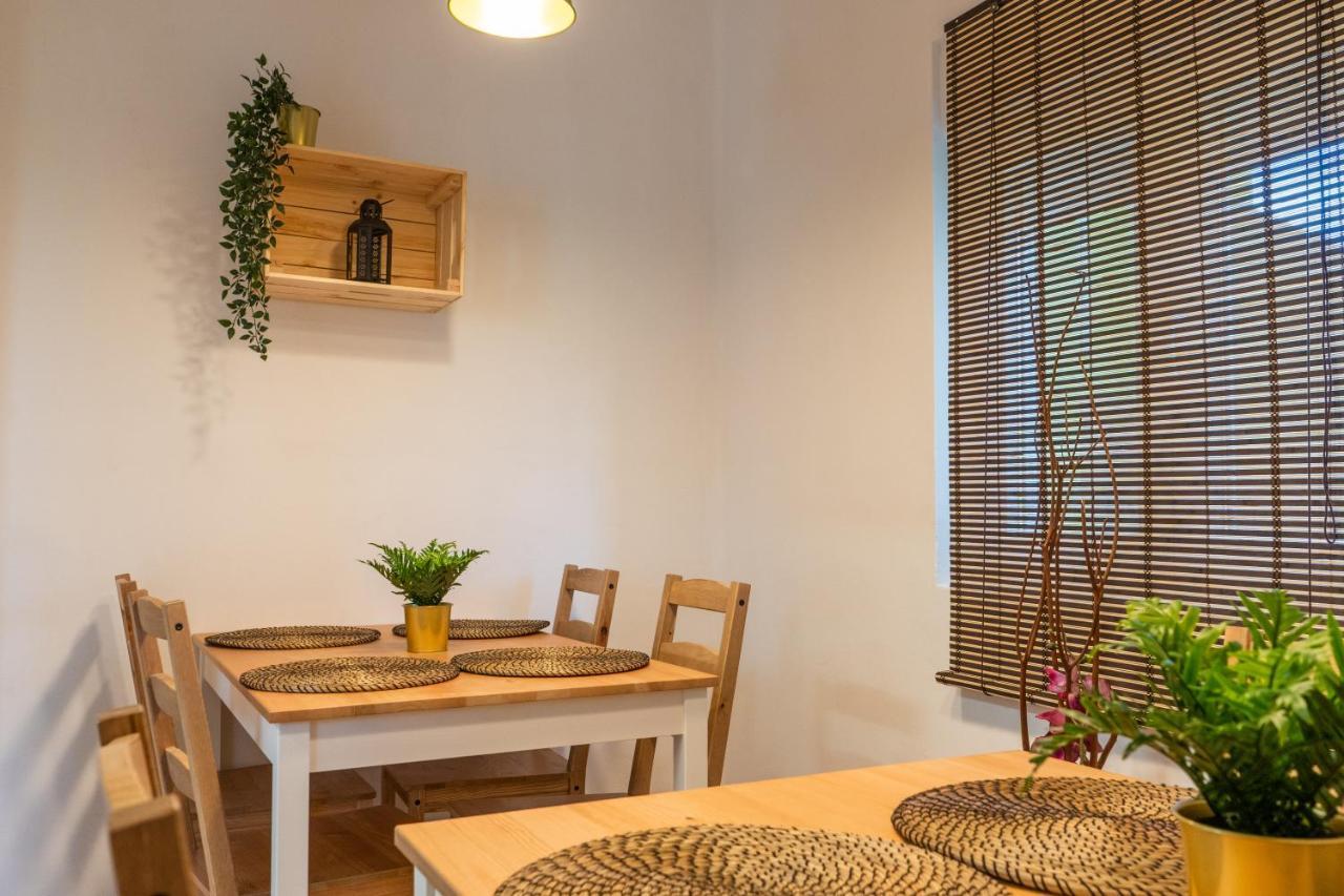 Casa Lopez Panzió Avilés Kültér fotó